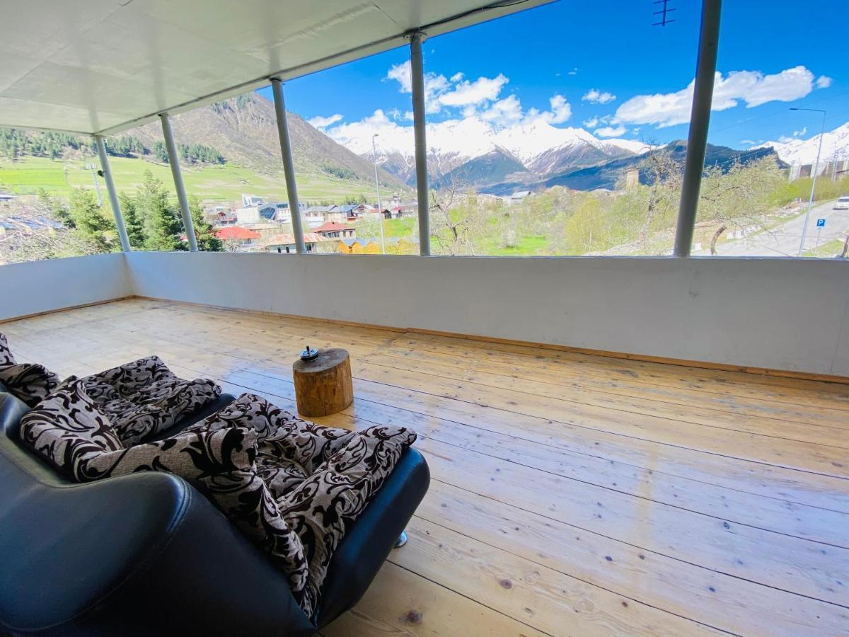 Guesthouse AlpenRose Mestia Extérieur photo